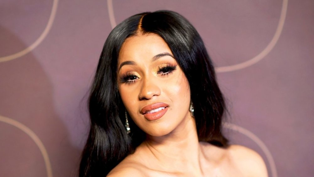 How Cardi B Created Her Iconic Grammy Look Using Pearls From Local ...